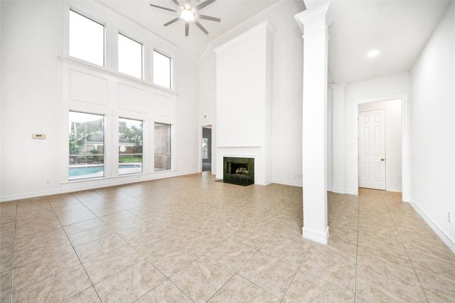 2008 Anchor Bay Court, Pearland, TX 77584