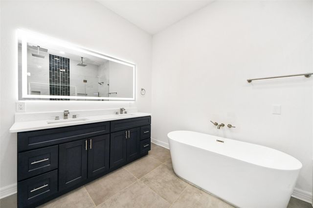 2008 Anchor Bay Court, Pearland, TX 77584