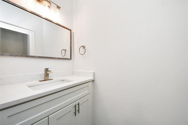 2008 Anchor Bay Court, Pearland, TX 77584