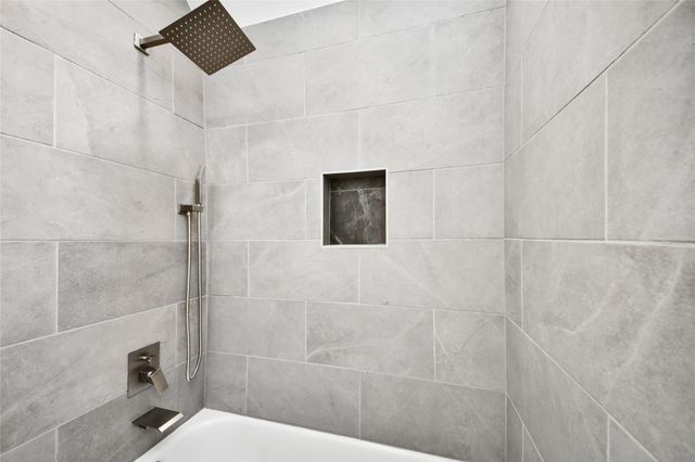 2008 Anchor Bay Court, Pearland, TX 77584