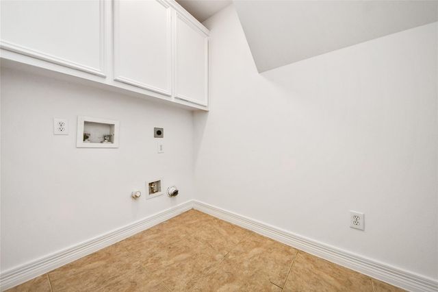 2008 Anchor Bay Court, Pearland, TX 77584