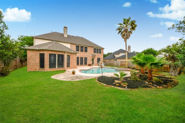 2008 Anchor Bay Court, Pearland, TX 77584