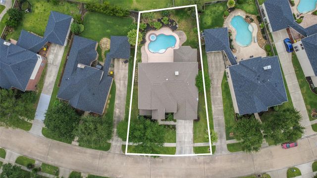 2008 Anchor Bay Court, Pearland, TX 77584