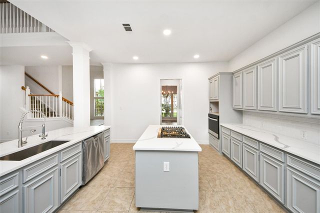 2008 Anchor Bay Court, Pearland, TX 77584