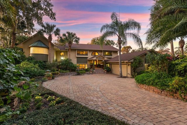 15815 ACORN CIRCLE, Tavares, FL 32778