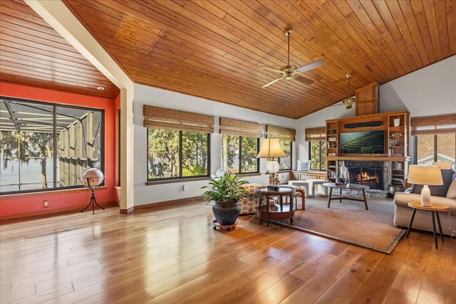 15815 ACORN CIRCLE, Tavares, FL 32778