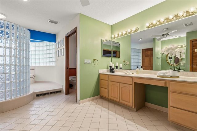 15815 ACORN CIRCLE, Tavares, FL 32778