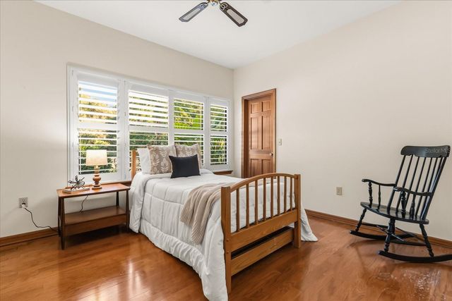 15815 ACORN CIRCLE, Tavares, FL 32778