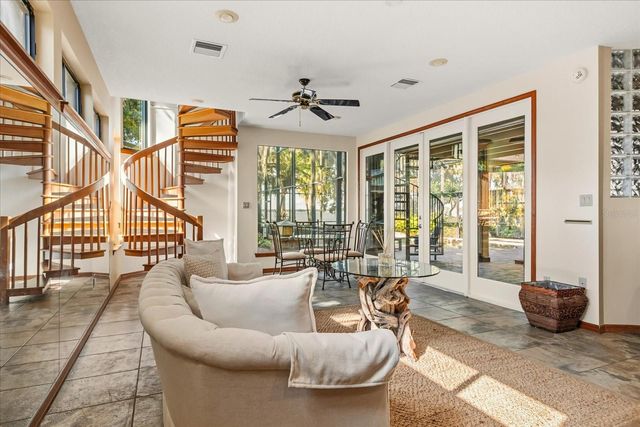 15815 ACORN CIRCLE, Tavares, FL 32778