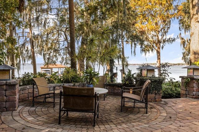 15815 ACORN CIRCLE, Tavares, FL 32778