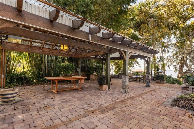 15815 ACORN CIRCLE, Tavares, FL 32778