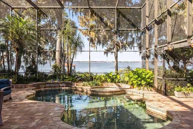 15815 ACORN CIRCLE, Tavares, FL 32778