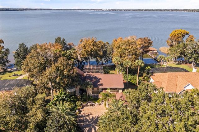 15815 ACORN CIRCLE, Tavares, FL 32778