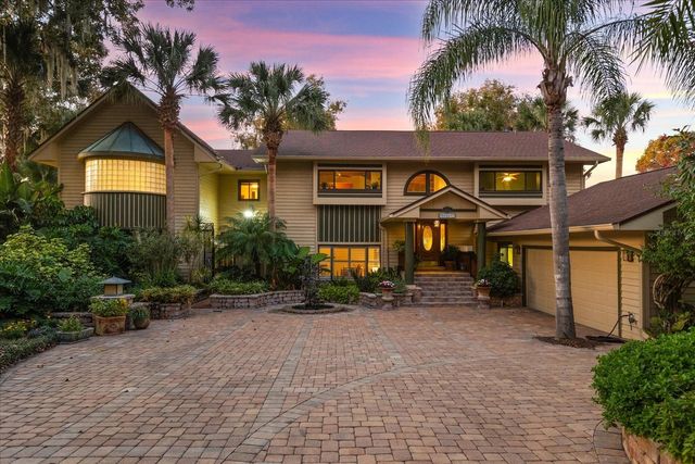 15815 ACORN CIRCLE, Tavares, FL 32778