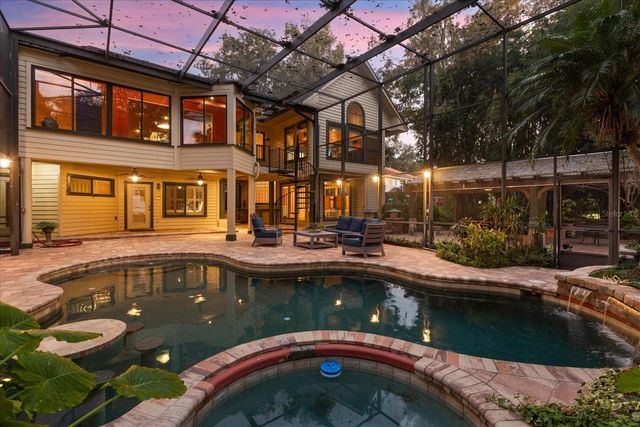 15815 ACORN CIRCLE, Tavares, FL 32778