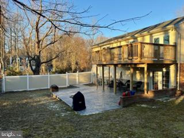 1013 EASTERN VIEW DR, Fredericksburg, VA 22405