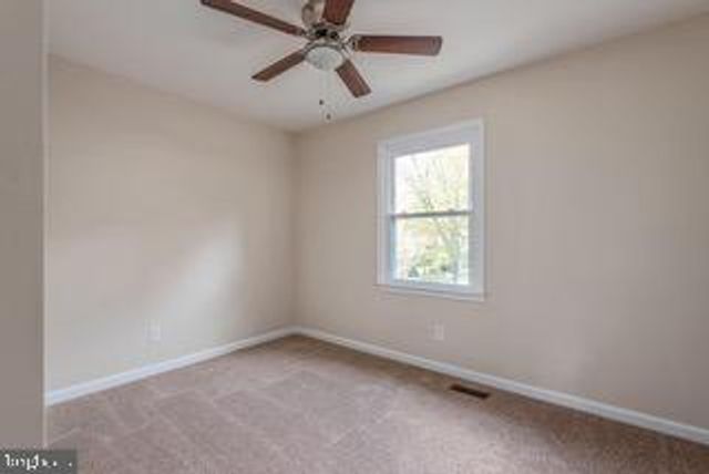 1013 EASTERN VIEW DR, Fredericksburg, VA 22405