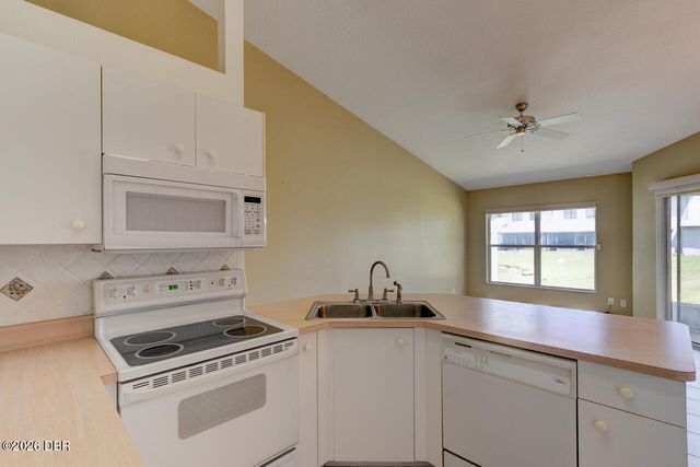 1601 Deer Springs Road, Port Orange, FL 32129