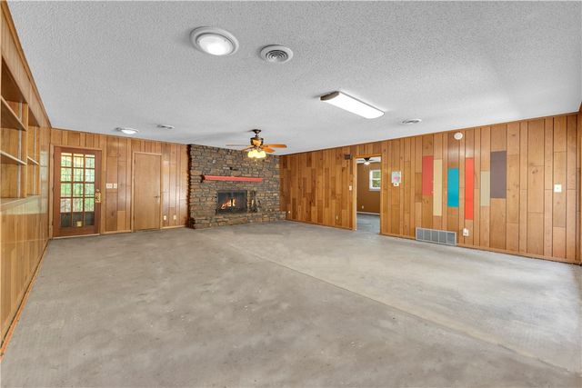1510 Circle Drive, Springdale, AR 72764