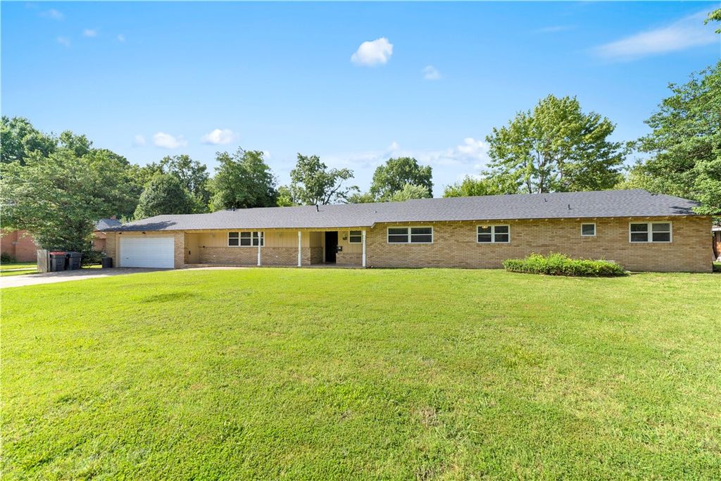 1510 Circle Drive, Springdale, AR 72764