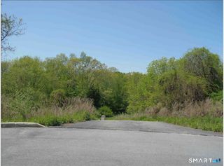 38 Farm View Drive, Norwich, CT 06360