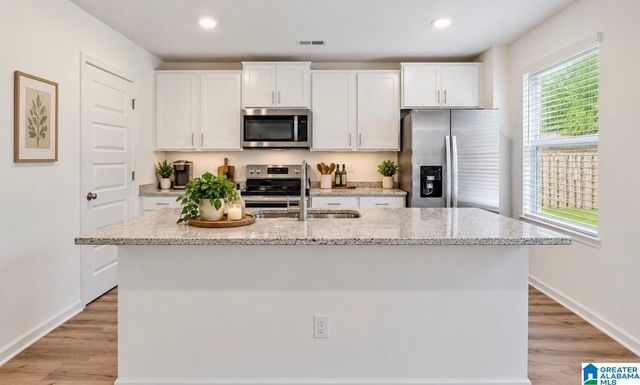 461 SADDLEWOOD COVE, Columbiana, AL 35051