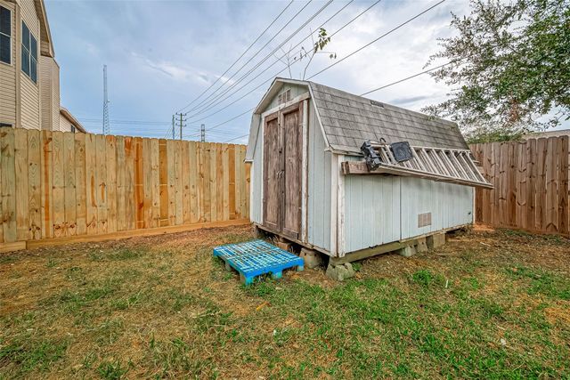 1918 Dublin Drive, Deer Park, TX 77536