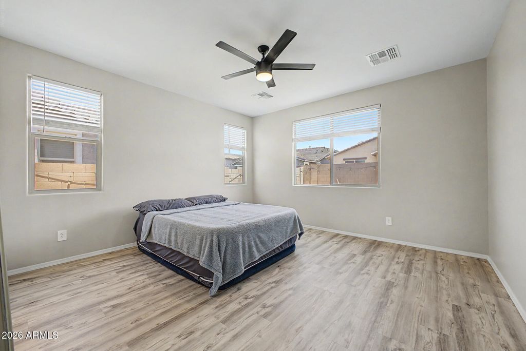 913 S 108TH Avenue, Avondale, AZ 85323 — photo 4