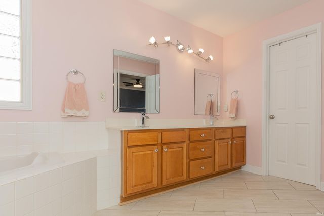 2644 Waterstone Drive, Evansville, IN 47725