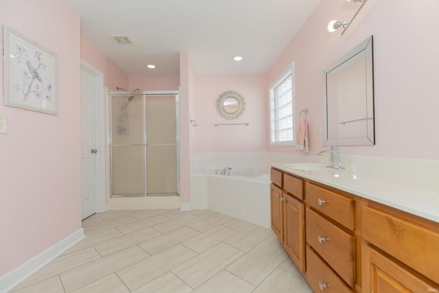 2644 Waterstone Drive, Evansville, IN 47725