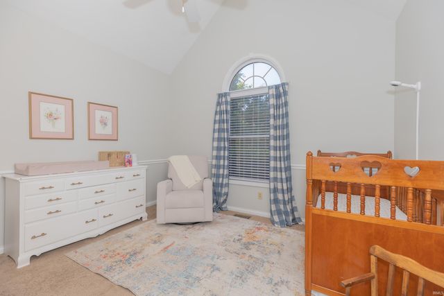 2644 Waterstone Drive, Evansville, IN 47725