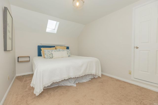 2644 Waterstone Drive, Evansville, IN 47725