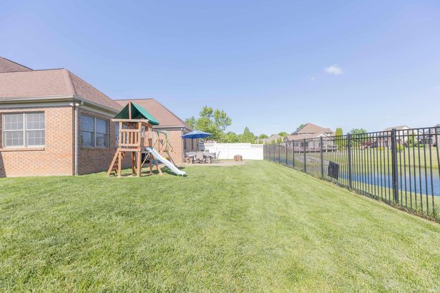2644 Waterstone Drive, Evansville, IN 47725
