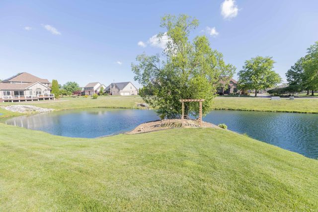 2644 Waterstone Drive, Evansville, IN 47725