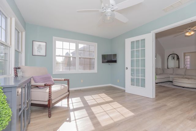 2644 Waterstone Drive, Evansville, IN 47725