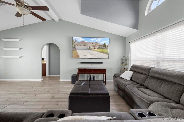 5178 Roble Avenue, Spring Hill, FL 34608