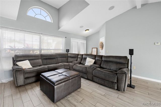 5178 Roble Avenue, Spring Hill, FL 34608