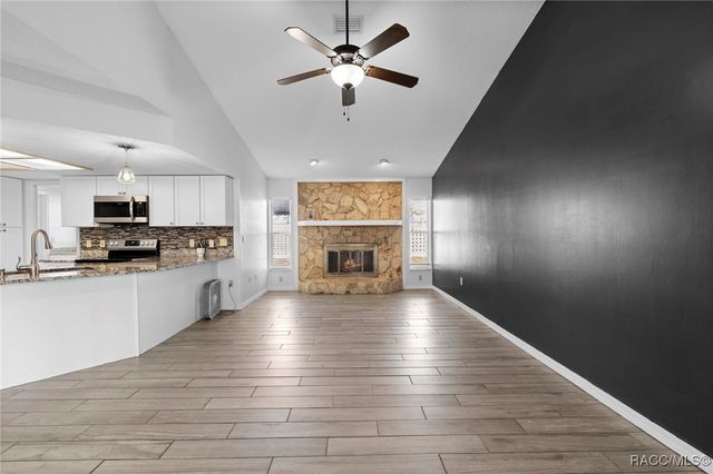 5178 Roble Avenue, Spring Hill, FL 34608