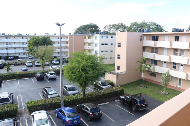 1301 NE 191st St F407, Miami, FL 33179