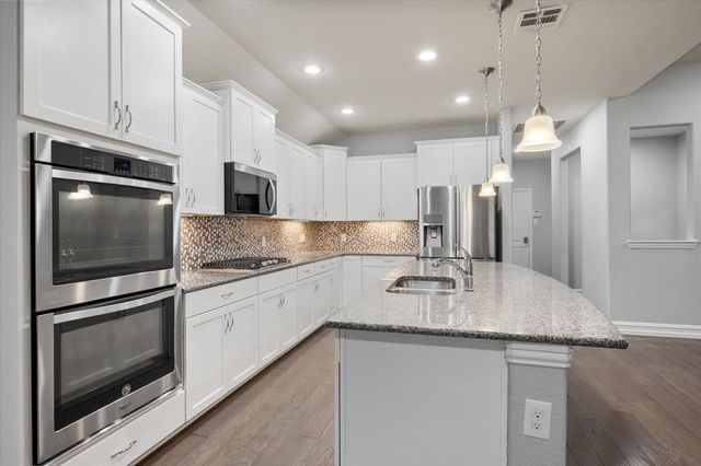 7304 Lowline Drive, Fort Worth, TX 76131