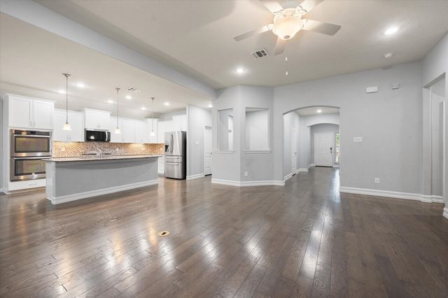 7304 Lowline Drive, Fort Worth, TX 76131