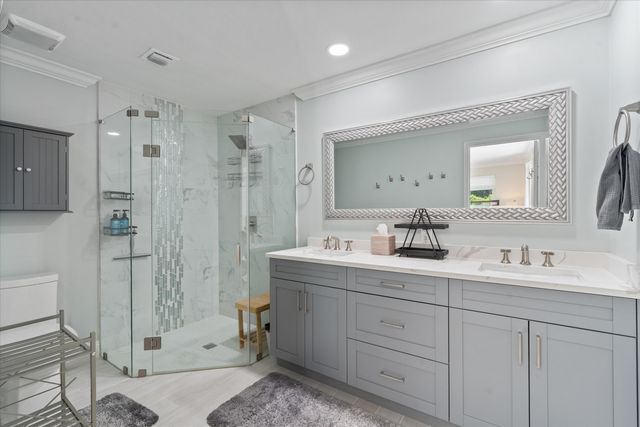108 SE 31st Avenue, Boynton Beach, FL 33435