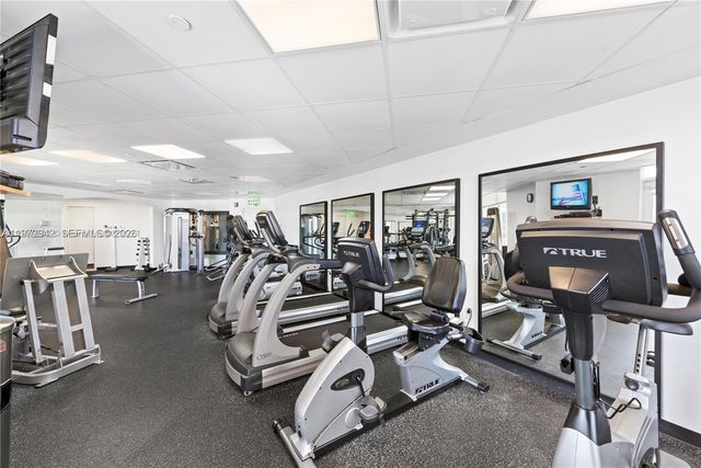 1 Century Ln 310, Miami Beach, FL 33139