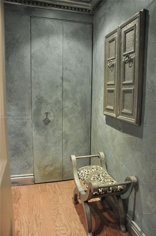 1 Century Ln 310, Miami Beach, FL 33139