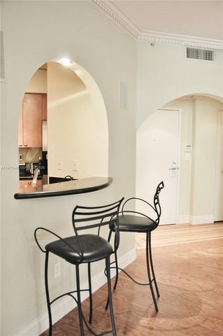 1 Century Ln 310, Miami Beach, FL 33139