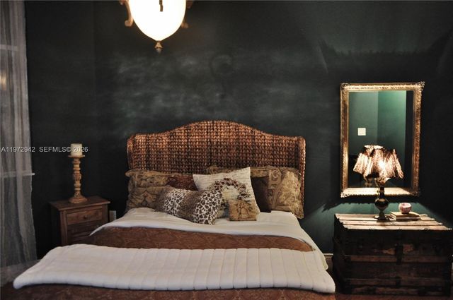 1 Century Ln 310, Miami Beach, FL 33139