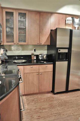 1 Century Ln 310, Miami Beach, FL 33139