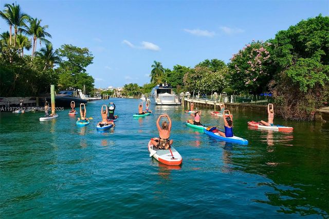 1 Century Ln 310, Miami Beach, FL 33139