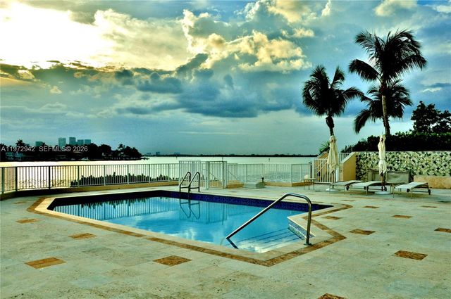 1 Century Ln 310, Miami Beach, FL 33139