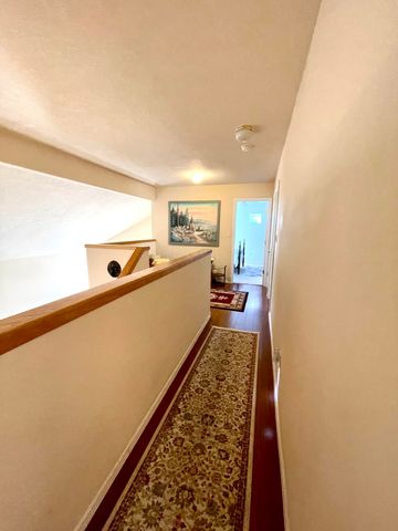 10400 Ridgecircle Drive NW, Albuquerque, NM 87114